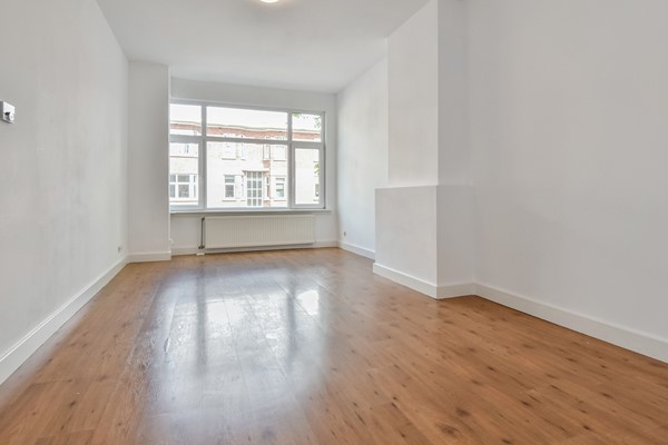 Medium property photo - Jan van Beersstraat 142, 2523 KA Den Haag